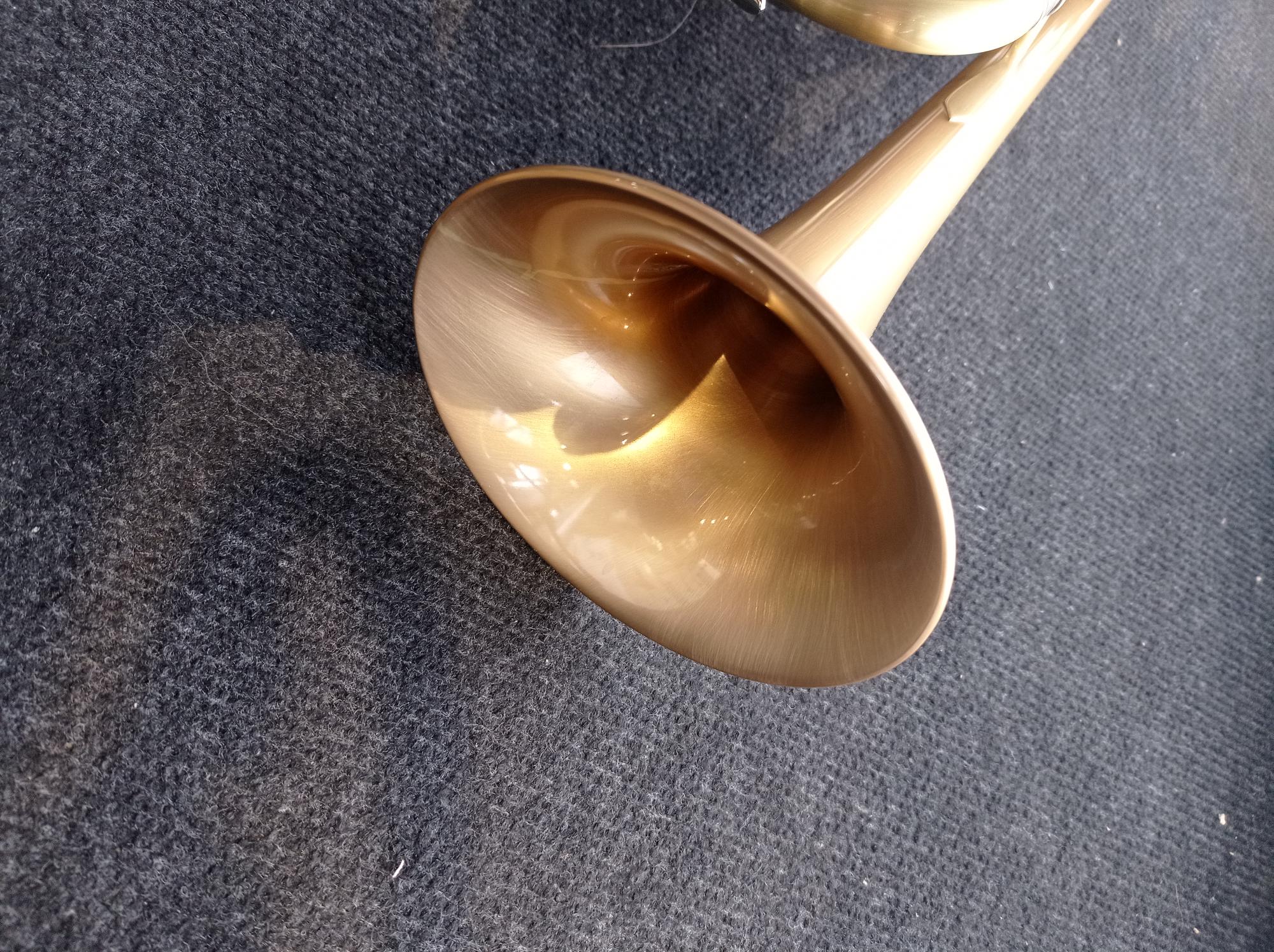 B Trompete Yamaha YTR 8335GH  gebr.