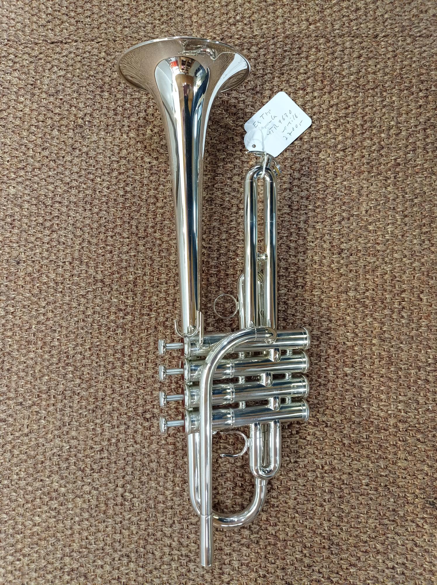 Es Trompete Yamaha Mod. YTR 9630