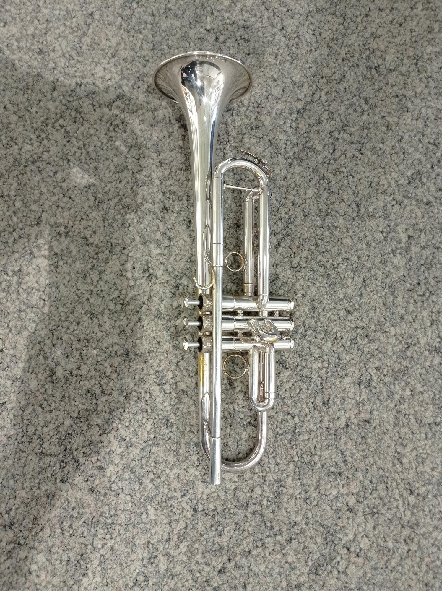B Trompete Schilke S22, versilbert geb.