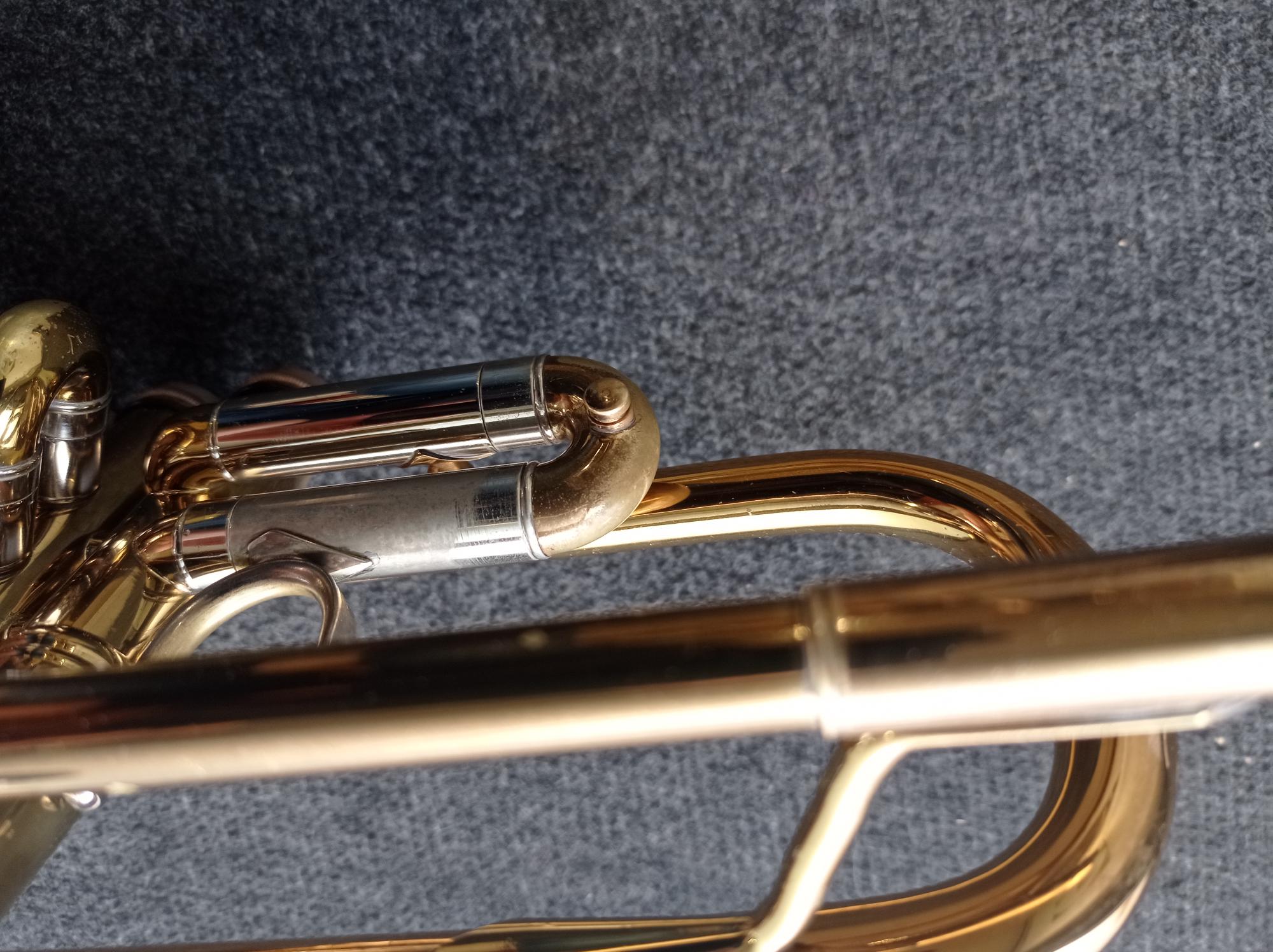 B Trompete V. Bach Stard. 25G gebr.