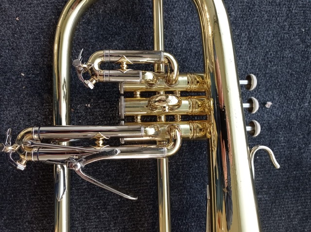 Flügelhorn V. Bach Mod. 183 lack. gebr.